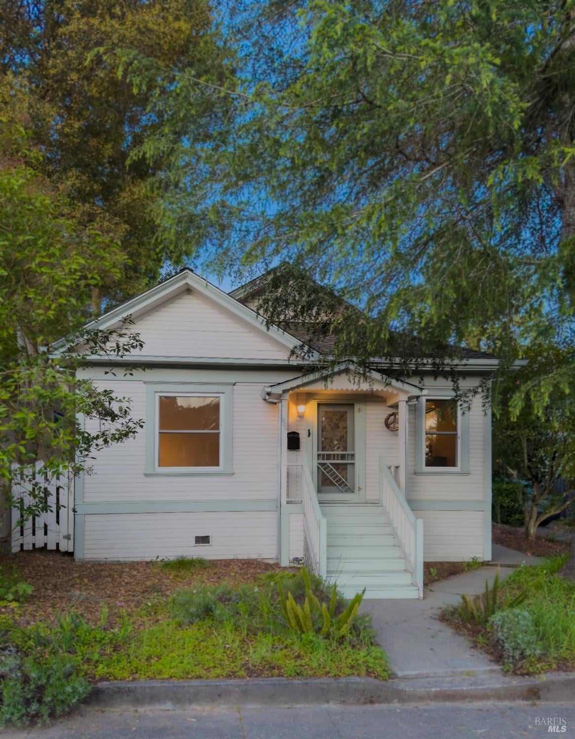 234 Pitt Avenue, Sebastopol California — Single Family Residence