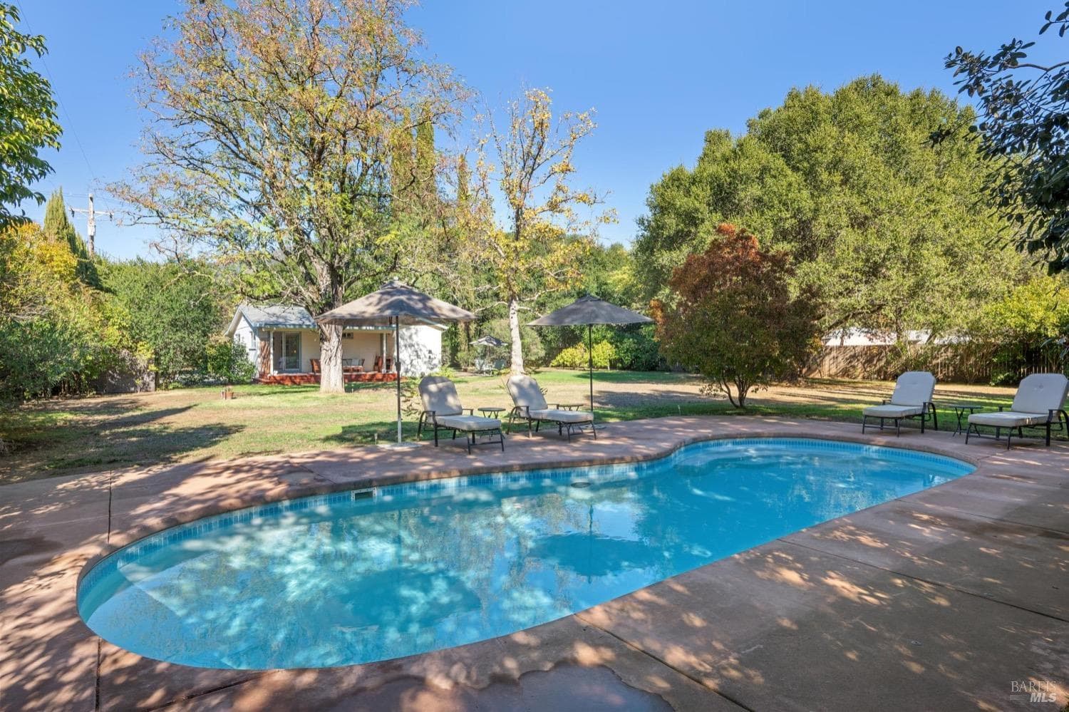 1233 Wilson Road, Cloverdale California — Single Family Residence